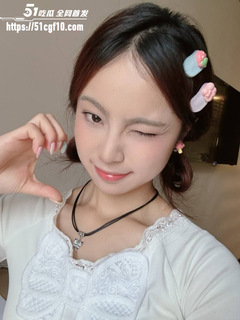 罗湖19岁嫩妹柳映琪性爱视频03 罗湖19岁嫩妹柳映琪性爱视频03