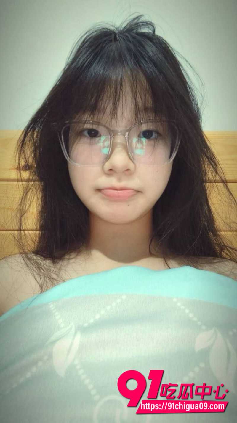 眼镜妹莹莹3