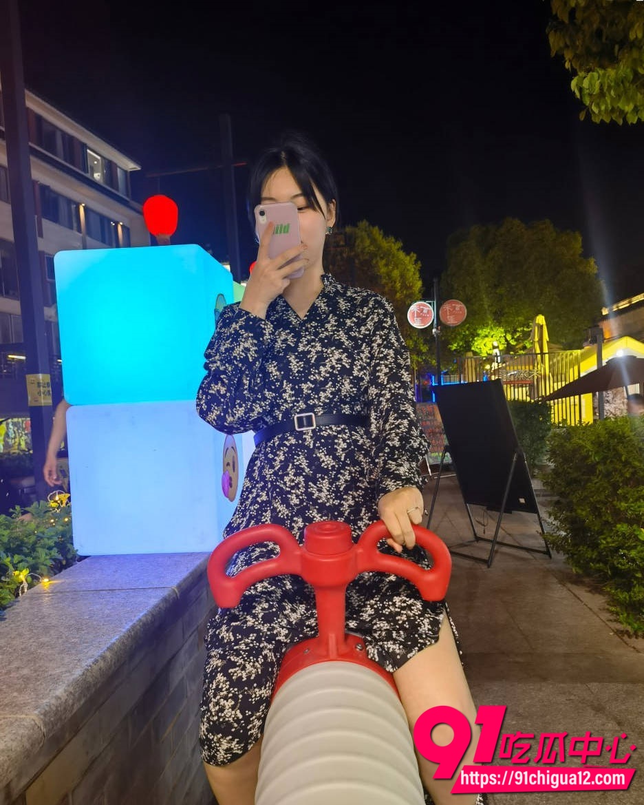 芜湖美女和男友性爱视频1