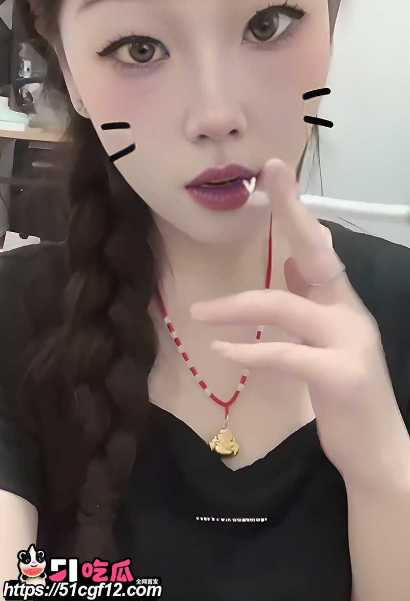 反差女大学生超淫私拍 4 拷贝 反差女大学生超淫私拍 4 拷贝