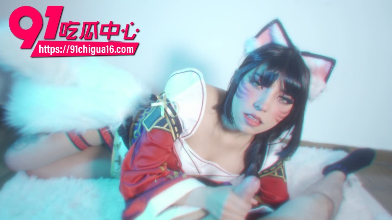 推特女网红Tylerx0x身穿兔女郎情趣内衣给土豪口交吞精2 推特女网红Tylerx0x身穿兔女郎情趣内衣给土豪口交吞精2