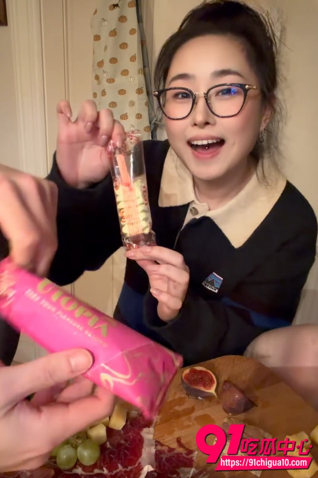 极品阿黑颜母狗噗噗新作3 极品阿黑颜母狗噗噗新作3