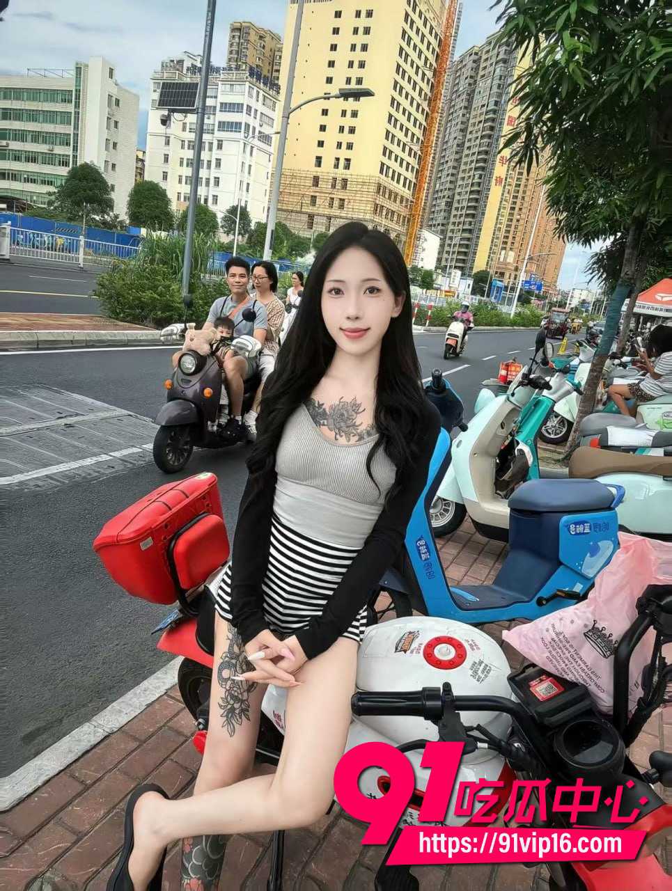 抖音精神小妹高冷小美15