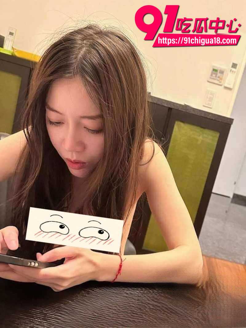 小伙嫖娼偶遇兄弟的空姐前女友18 小伙嫖娼偶遇兄弟的空姐前女友18