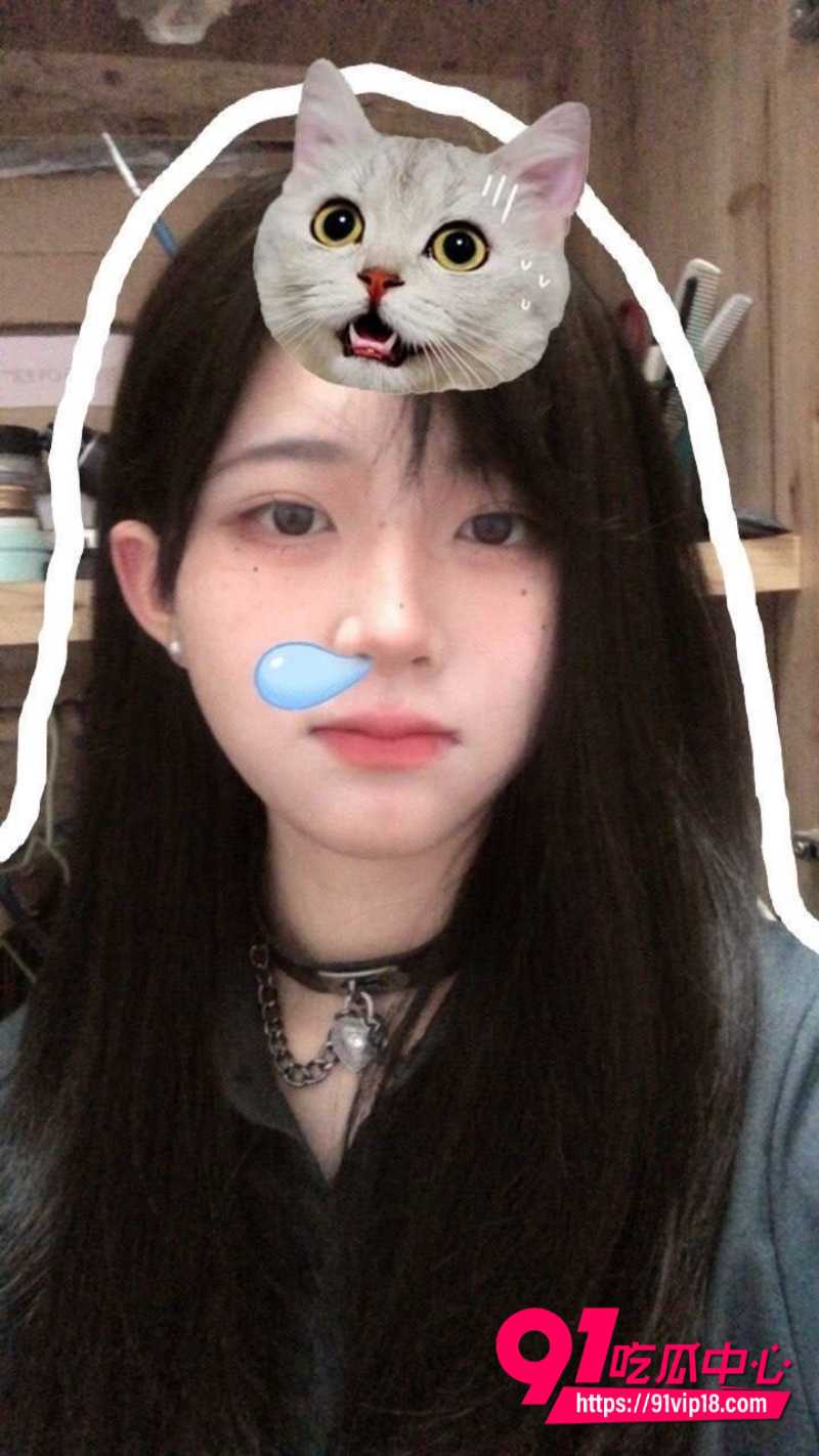 湖南长沙 朱雨彤 双马尾清纯妹对镜全裸自拍 白衫黑领学生装半脱对镜双手揉胸