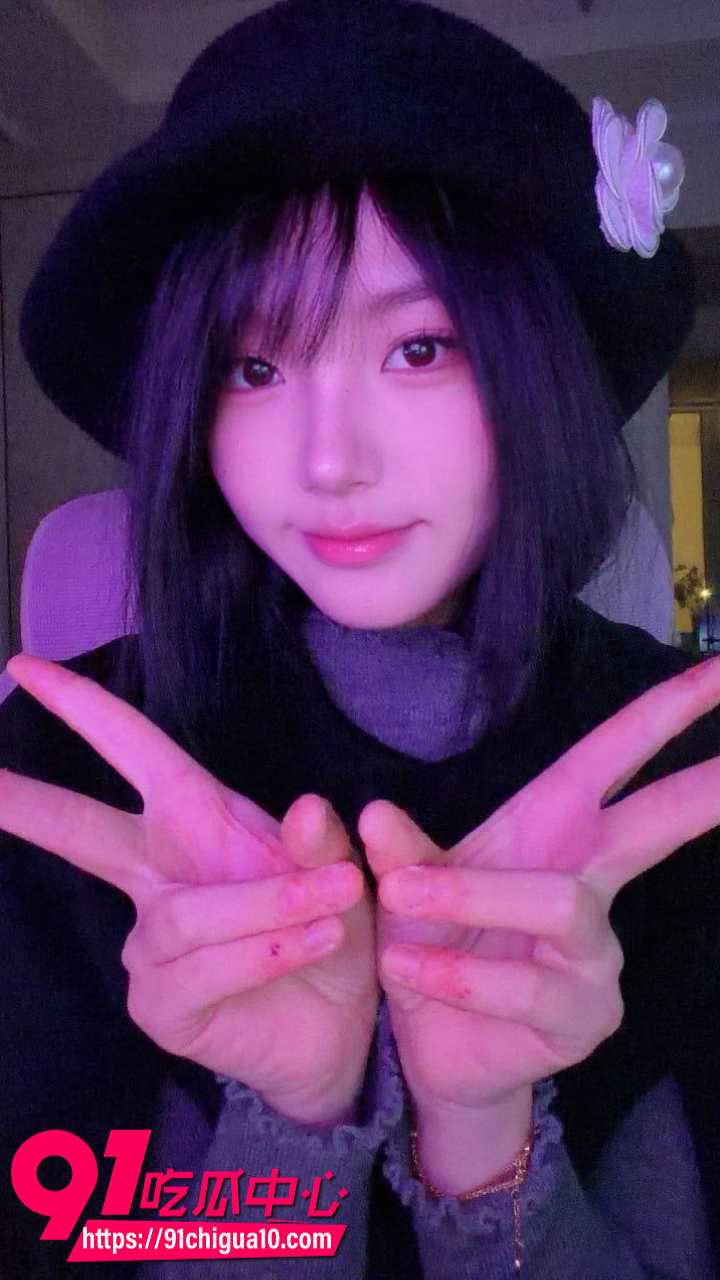 推特小瓜陆奇迹复出 网黄白月光女神豹纹三点式自慰 张腿跳蛋狠震嫩穴喷汁高潮 奶子乱晃骚浪表情彻底放荡