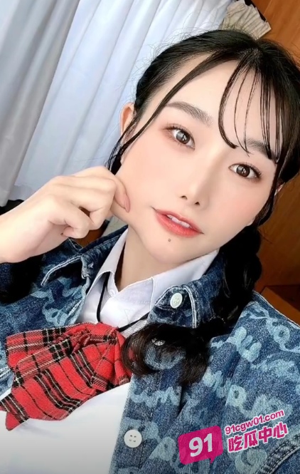 撸管推荐～女服务员替同事赔罪 却被同事背刺沦为客人胯下奴！