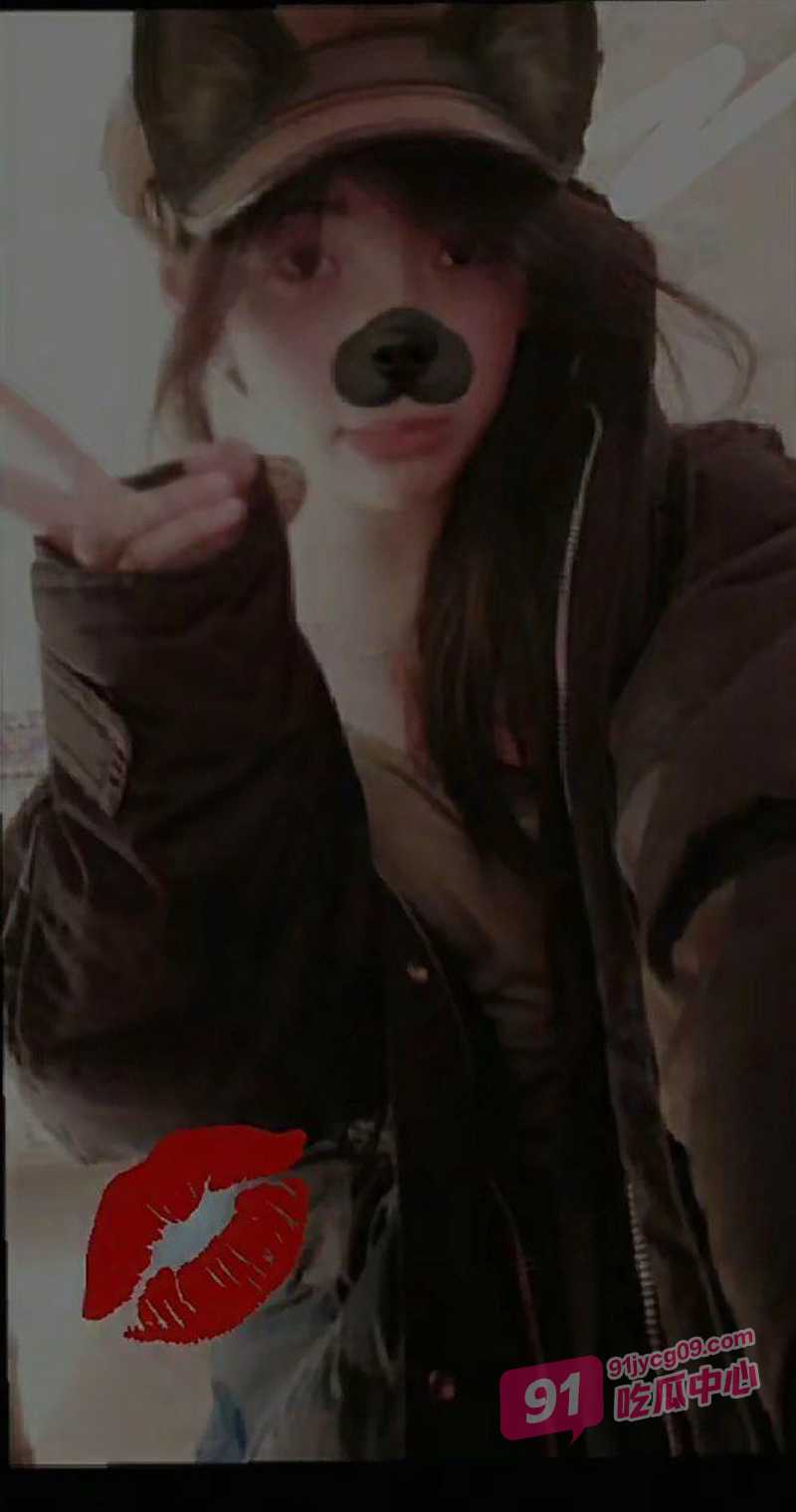 抖音撩骚西藏妹德西 发裸照勾引遭瓜友威胁厕所裸聊！