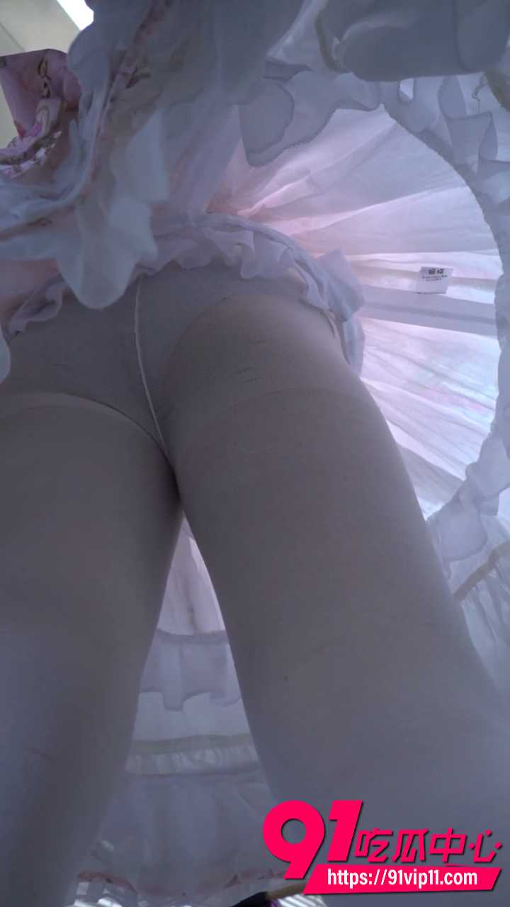 华尔兹漫展抄底洛丽塔美女5