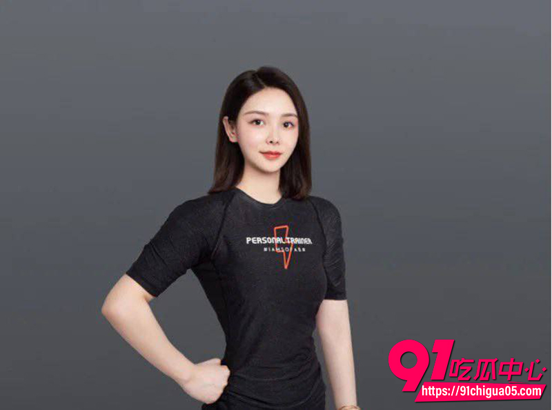 少妇被富二代包养流出 皮带勒脖狂操母狗气息淫荡 穷人女神秒变富人精盆!