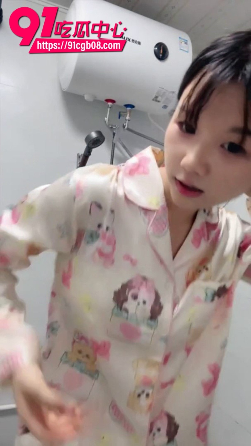 新人姐妹花“双马尾白丝2