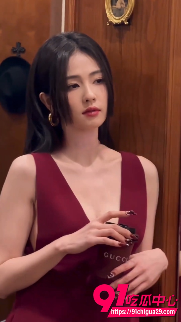 AI脱衣骚货明星白鹿1 AI脱衣骚货明星白鹿1