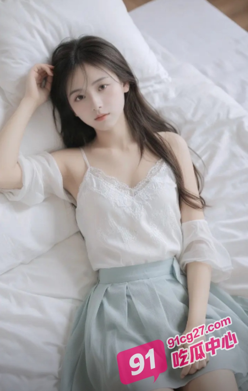 重磅福利！00后美少女“兔子警官” 直播做爱被录屏曝光！ 配图