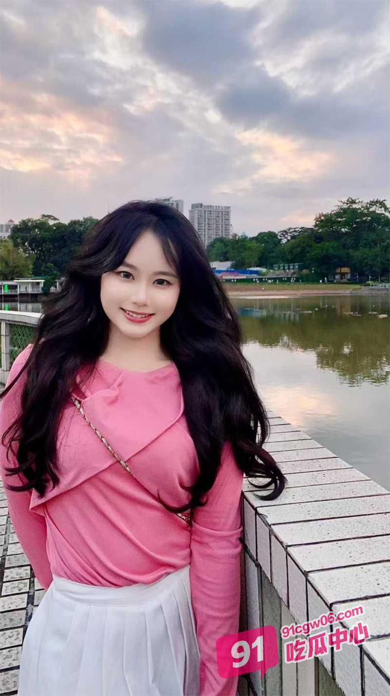 专攻良家探花体验 勾搭江西碧玉美少妇柯涵 先接吻缠绵舔逼 操一半不让搞了！ 配图