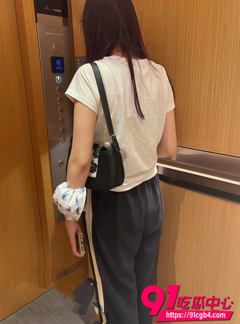 深圳锐思教育李金玲酒店自拍5