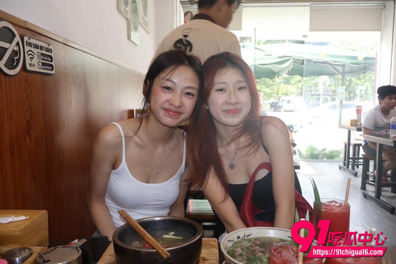 新加坡抖音网红nadine10