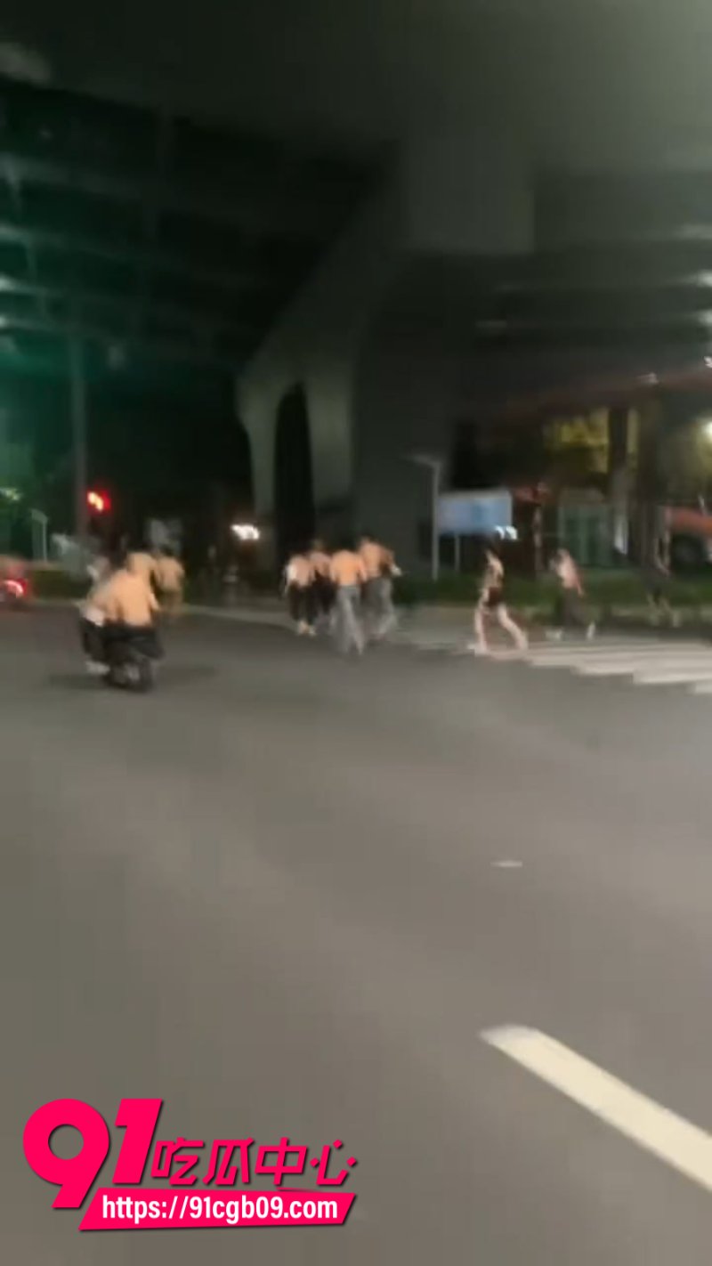 广东惊现古惑仔打架5 广东惊现古惑仔打架5