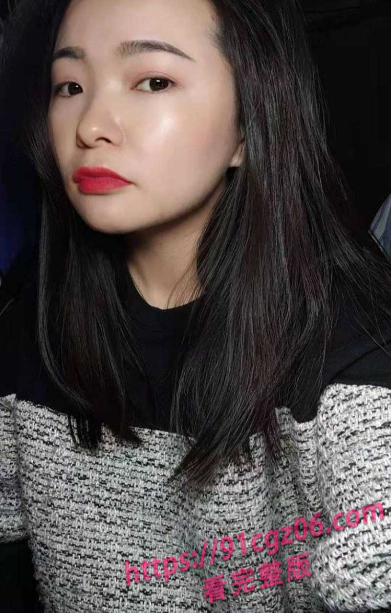 四川人妻张英婚内出轨 人见人骑的反差骚母狗 有点微胖操起来很带劲！