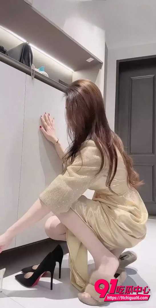 快手严厉的陈老师黑丝裸舞5