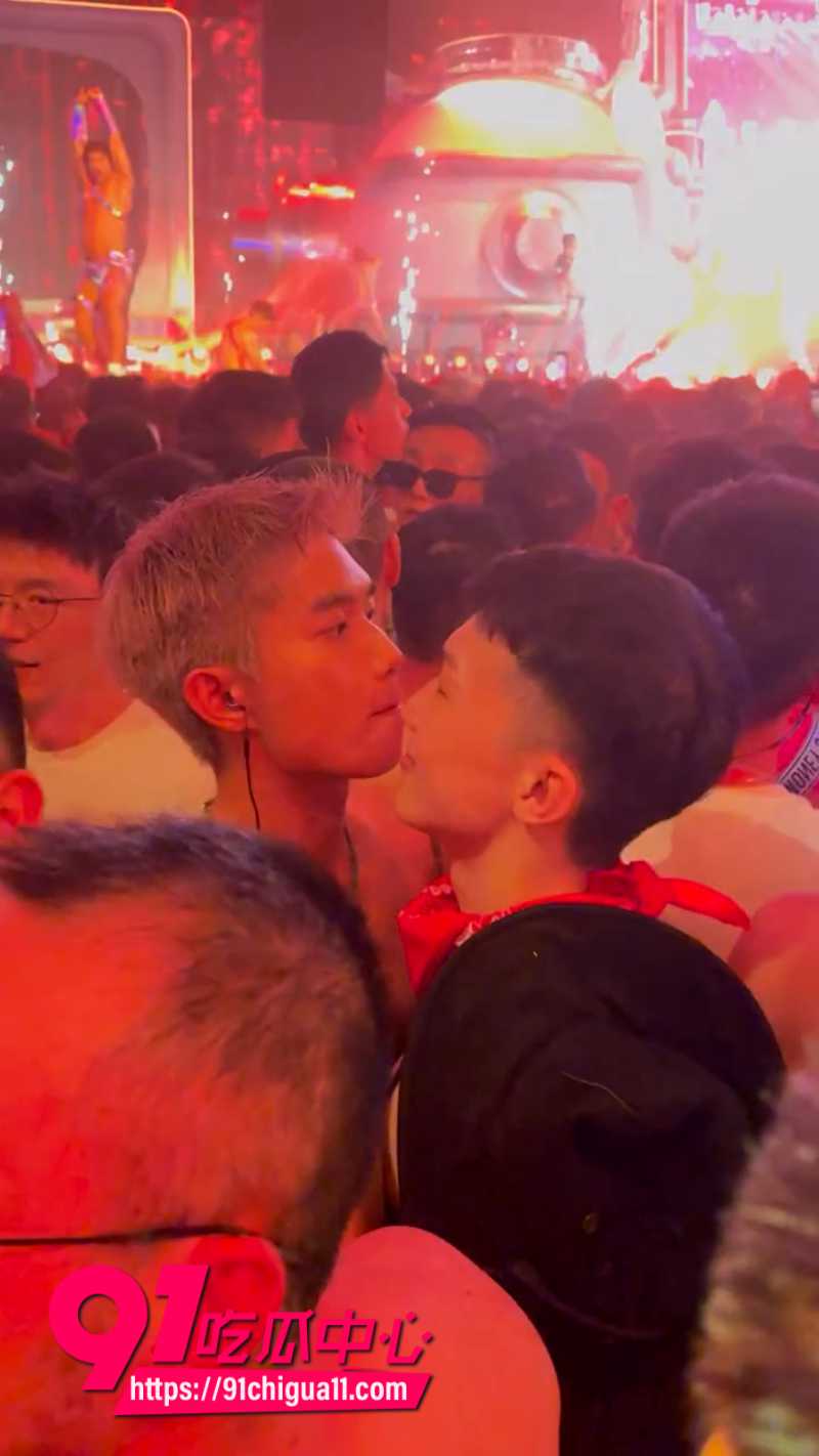 B站h老师上课夹带私活假借拍摄数学视频然后宣扬LGBT24