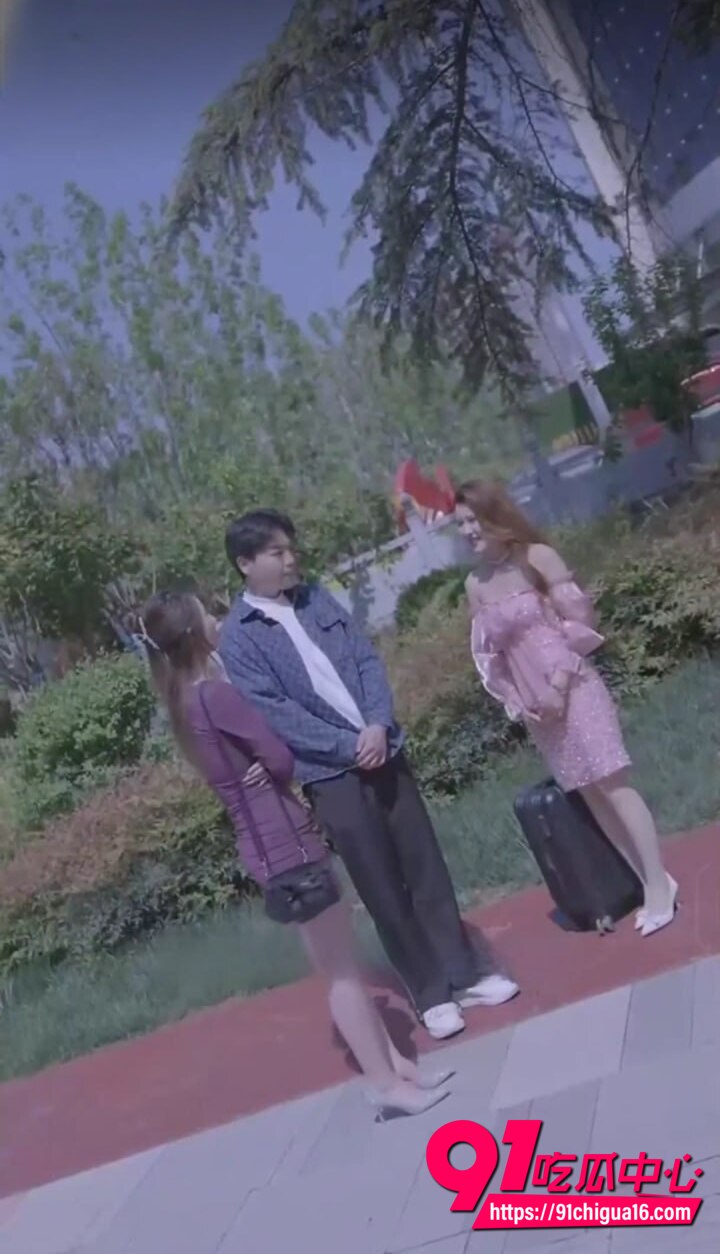 小伙靠大屌征服各样美女2 小伙靠大屌征服各样美女2