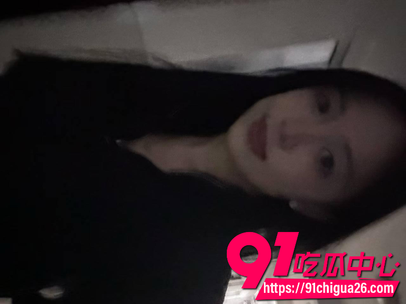 完美露脸的良家气质姐姐2 完美露脸的良家气质姐姐2
