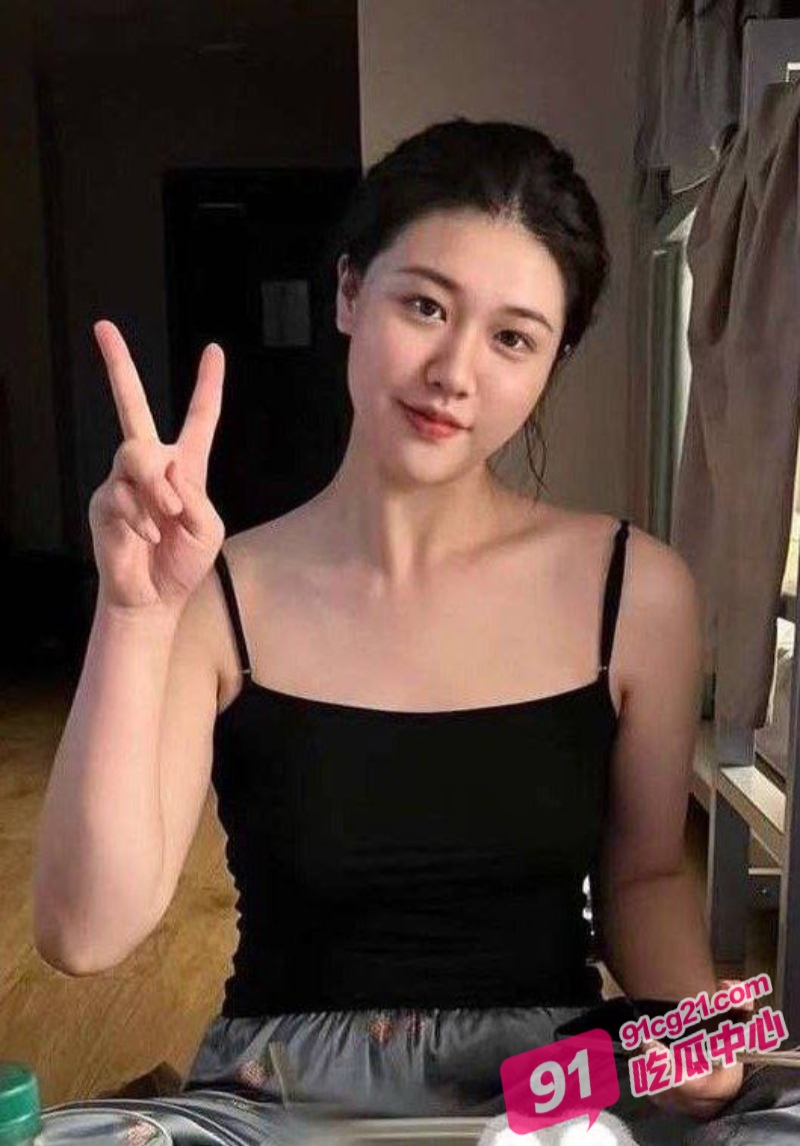 瓜友投稿曝光前女友 吃肉棒的样子都很可爱呀！ 配图
