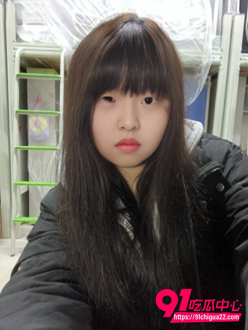 刘倩裸贷自慰视频1 刘倩裸贷自慰视频1
