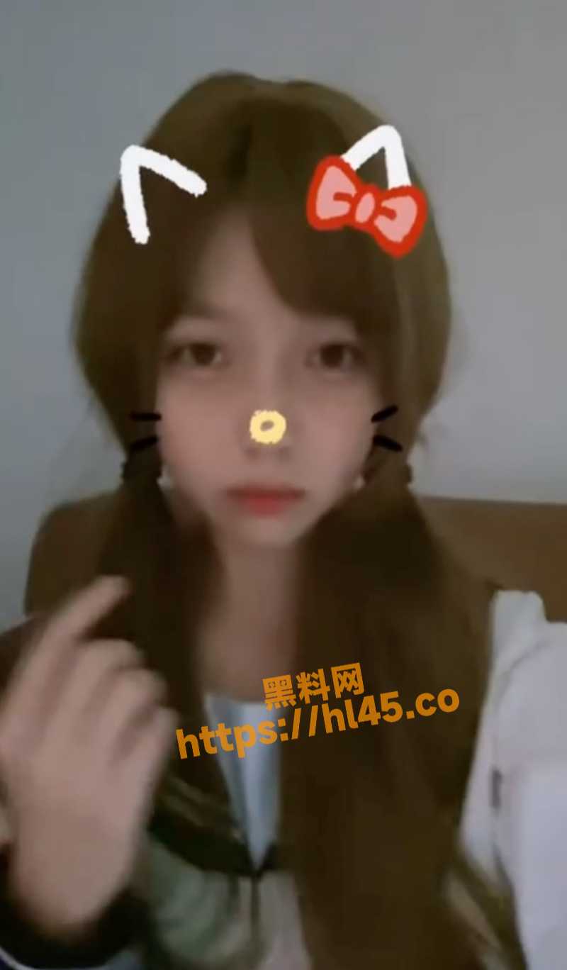 清纯靓女的处女6k一炮结果被操两下就怕疼跑了 出来卖还这么无素质真是服了！