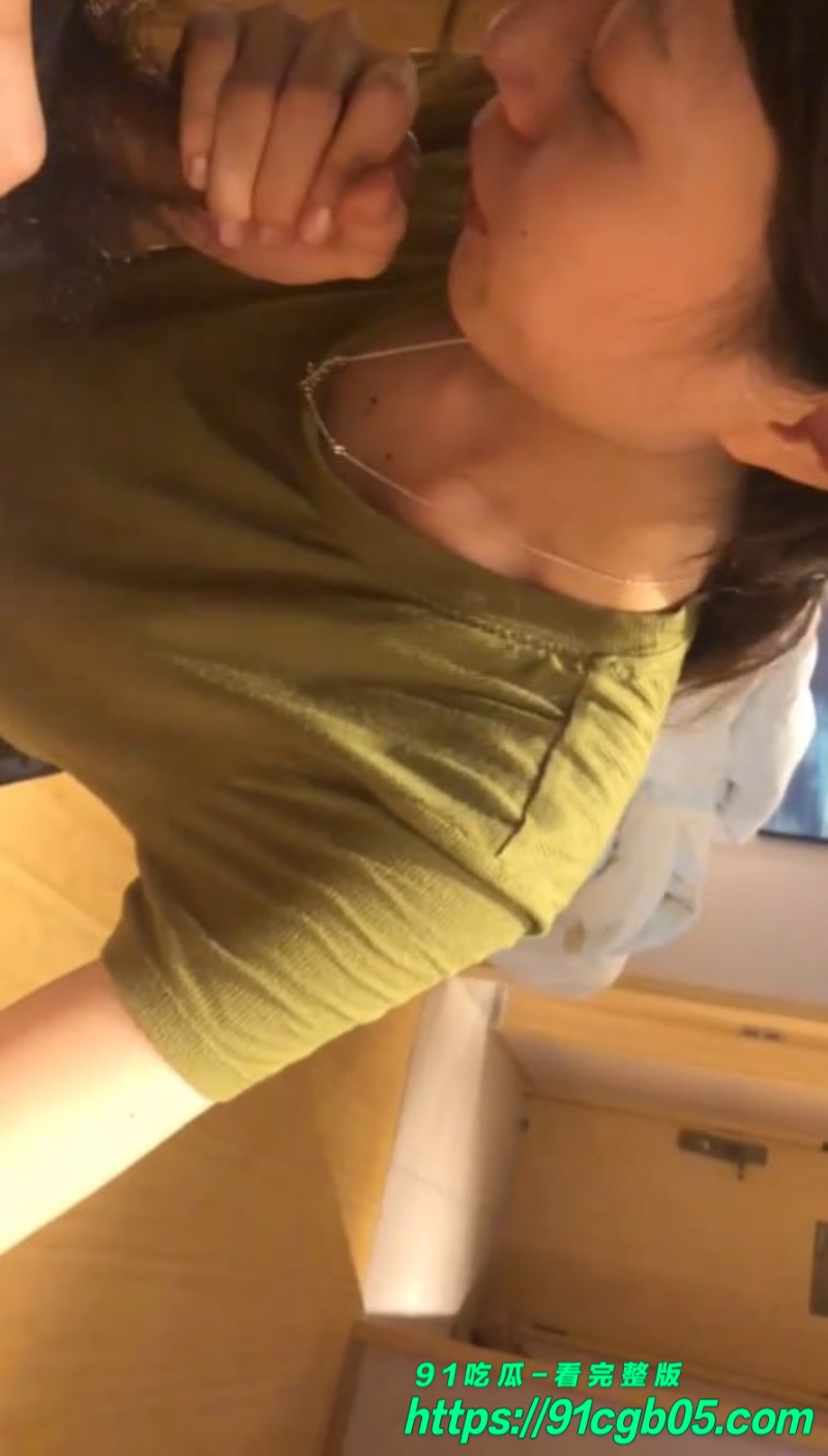 河南南阳眼镜妹张小萌约炮7水印版 河南南阳眼镜妹张小萌约炮7水印版