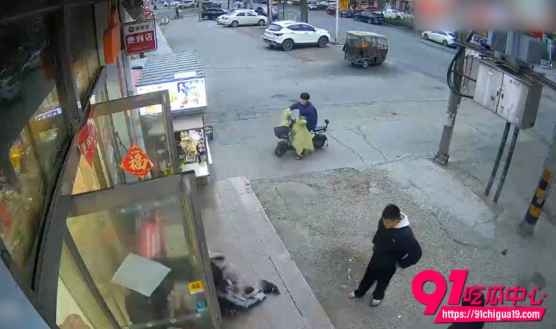 小伙群殴单人3 小伙群殴单人3