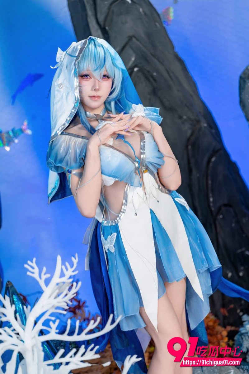 咬一口兔娘11月鸣潮守岸人cos裸舞2