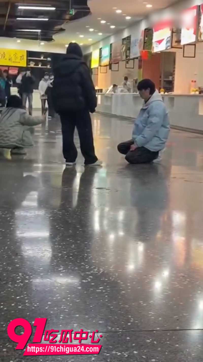 河南科技大学男大脚踏多条船被当场抓奸竟还是同宿舍女生12 河南科技大学男大脚踏多条船被当场抓奸竟还是同宿舍女生12