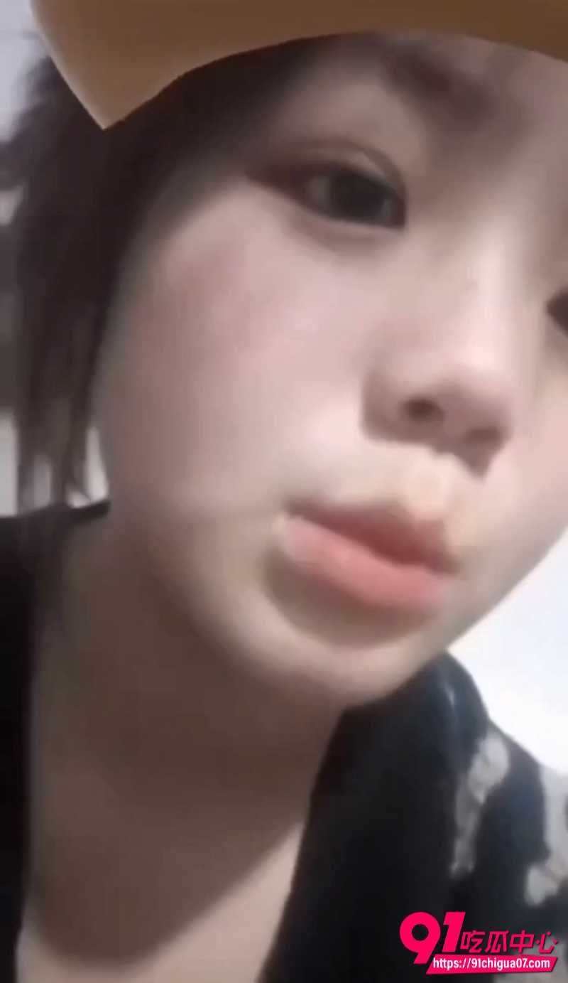 抖音清纯少女网红小新2