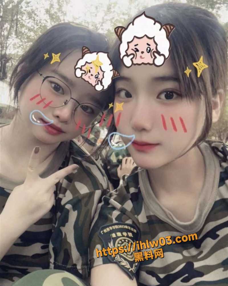 洋溢着青春气息的高中女学生也爱自慰 清纯与反差共存一体那是既纯又淫荡！