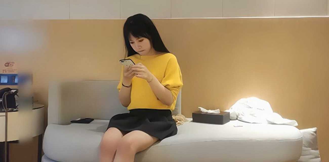 壹屌探花清纯学妹 洗白白穿衣挑逗 忍不住又脱光激战高潮!