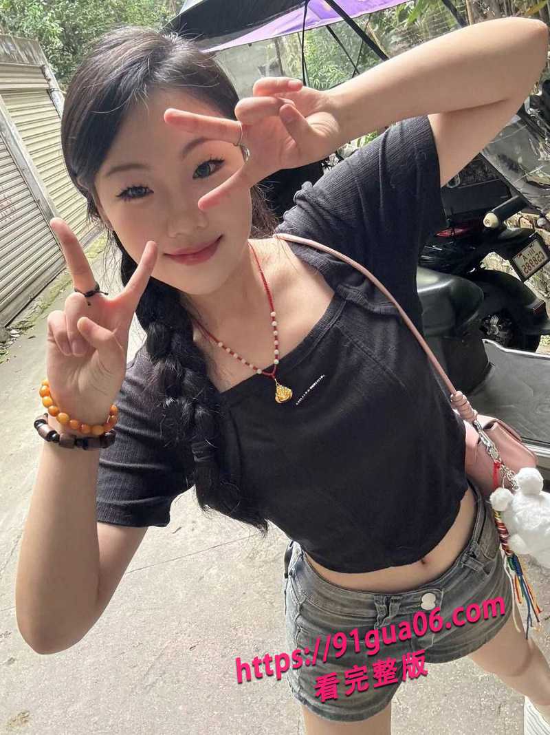 女大学生诱惑私拍01