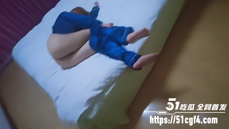 海角乱伦大神侄女小玲 5 海角乱伦大神侄女小玲 5