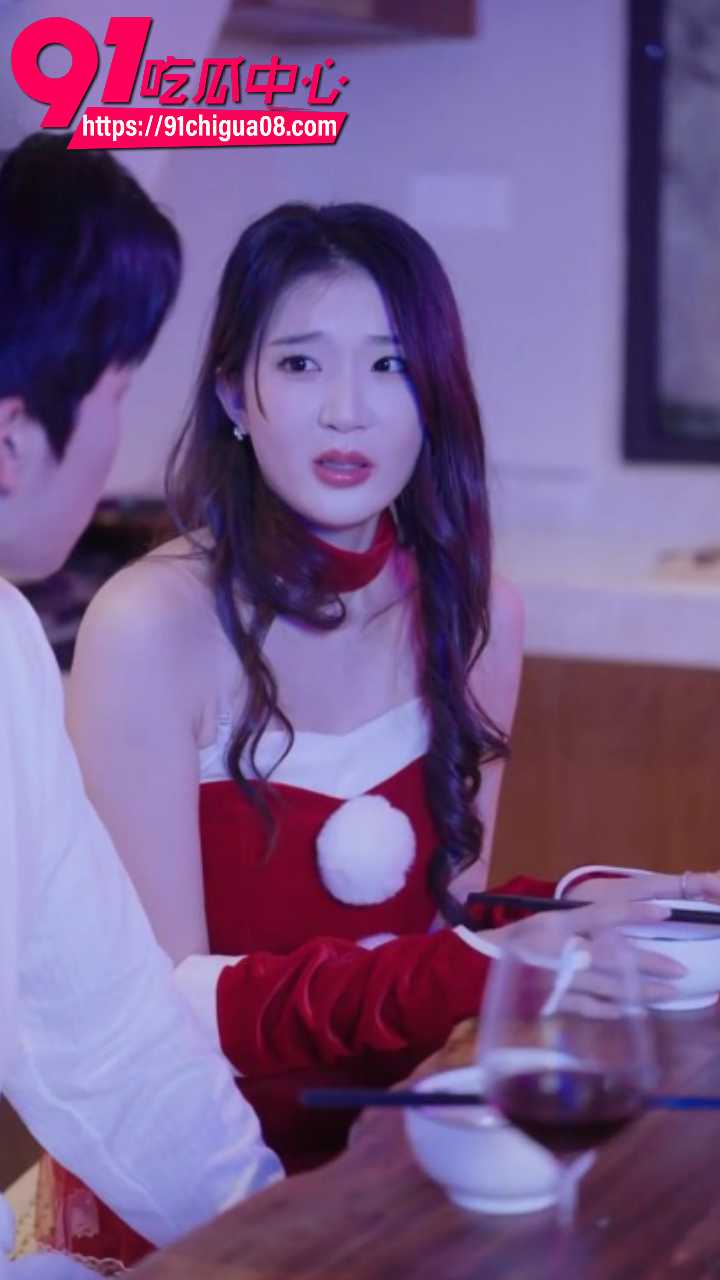 擦边短剧清纯少女夫妻大胆玩交换游戏7