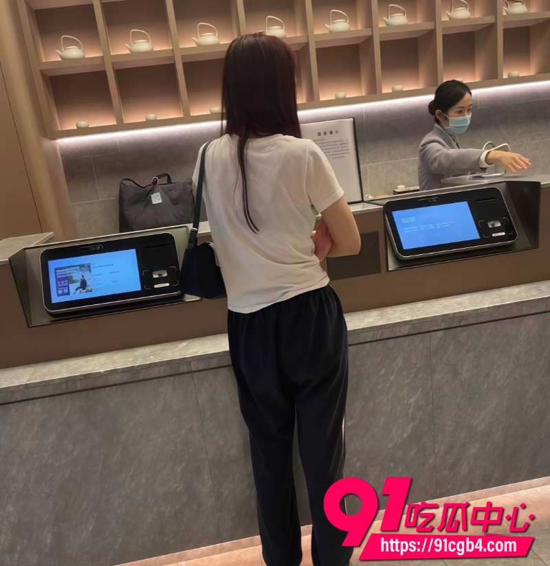 深圳锐思教育李金玲酒店自拍11