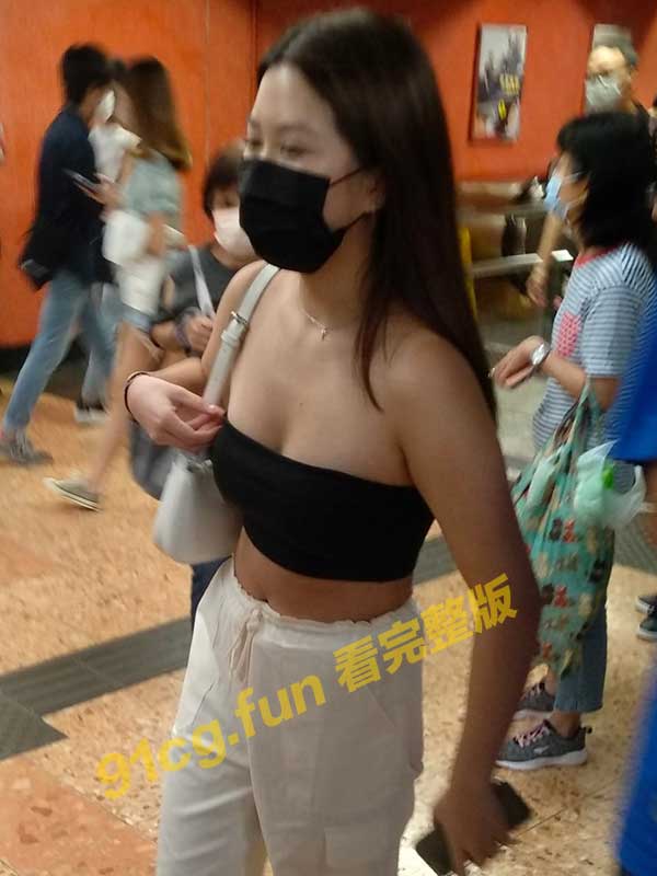 帶球逛街.jpg 帶球逛街.jpg