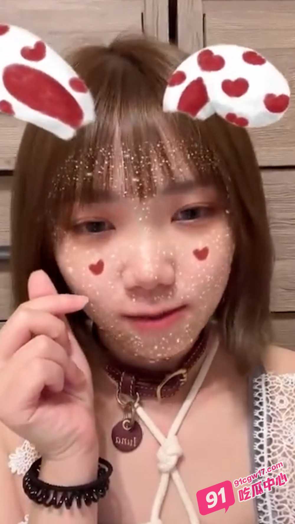 反差小母狗雪儿极品身材淫荡尤物 户外露出喝尿野战这调教的太成功了 配图2