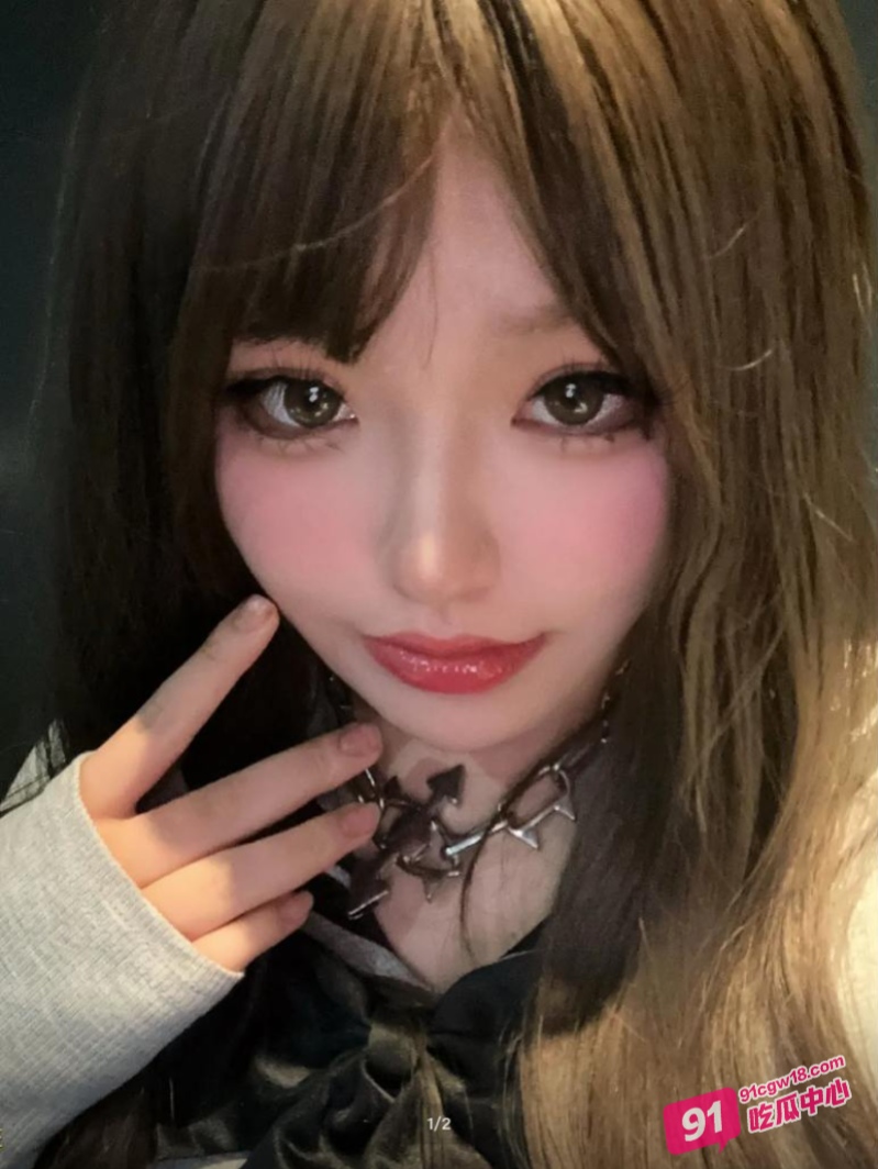 常州精神小妹 费雨心 不雅视频流出 一个月睡6个男人 做爱时让闺蜜观战