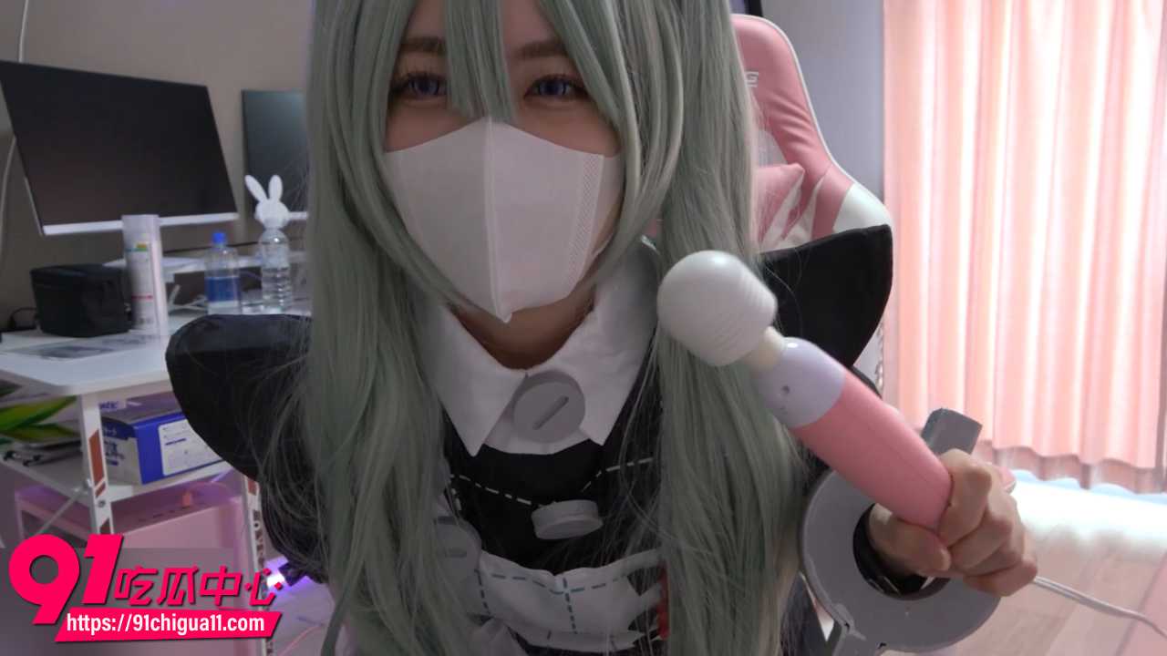 素人coser绿发女仆被绑椅子上玩到失神3