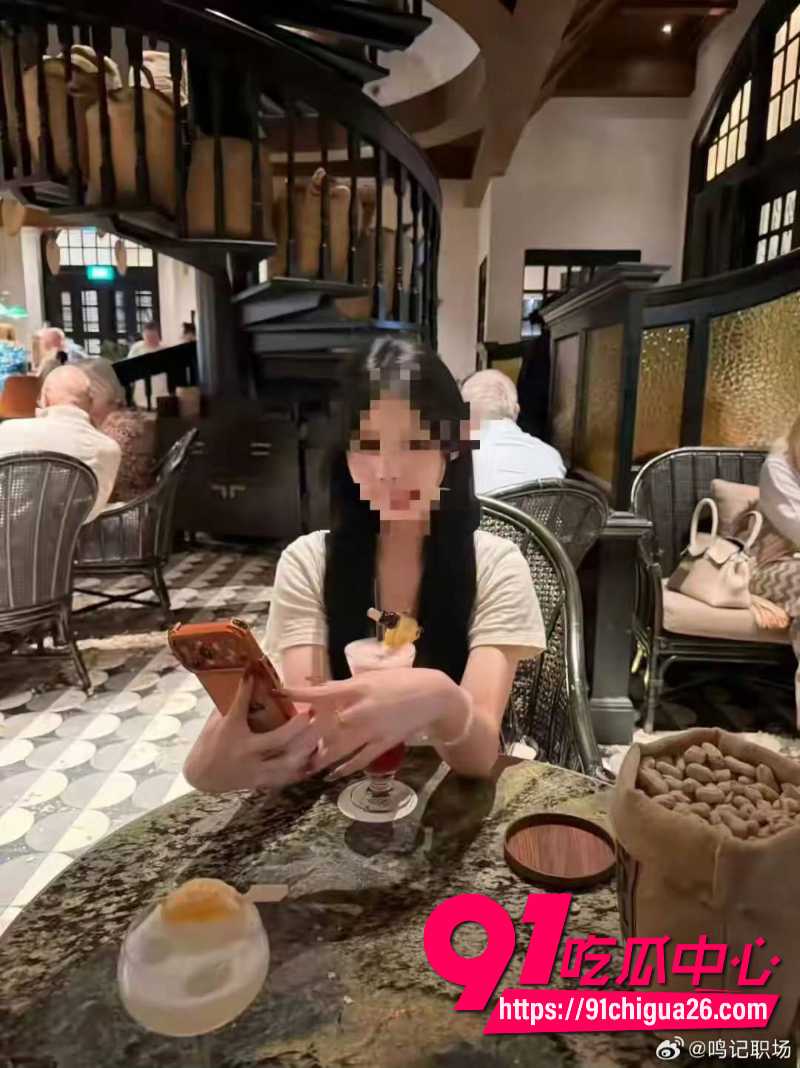 广东大一女生小阳受邀去泰国参加泼水节7