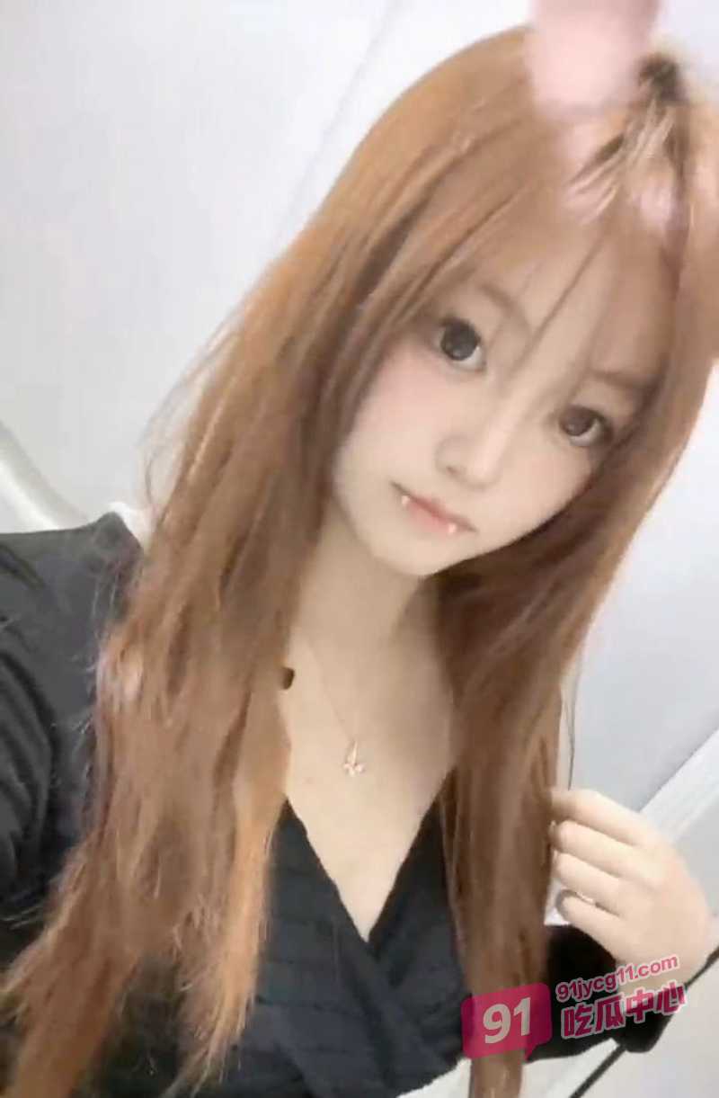 河北沧州师范学院余静妍 偷情被男友发现 小伙怒爆私拍泄愤! 配图