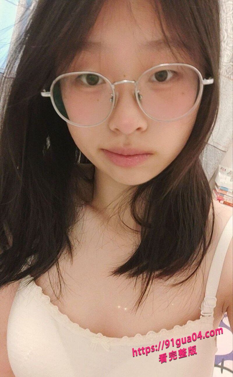 姐弟房间激情性爱04 姐弟房间激情性爱04