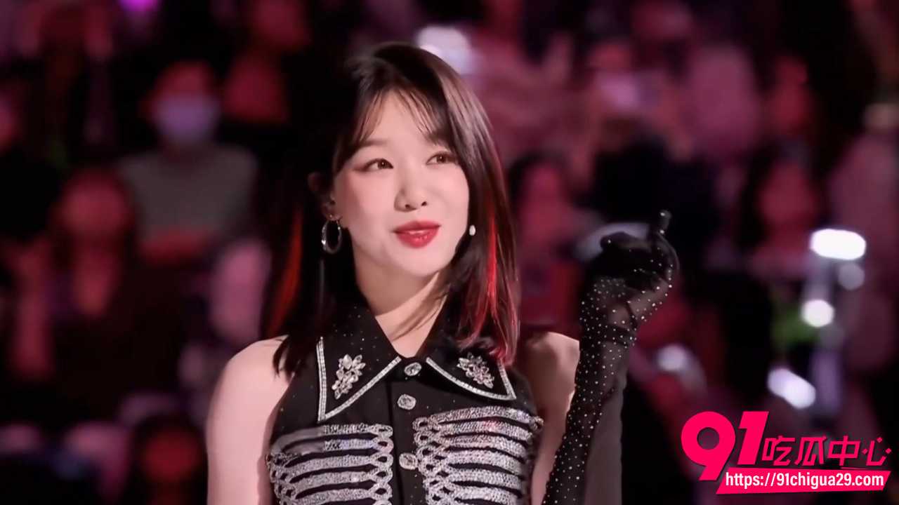顶级反差网红火箭少女AI脱衣大秀2