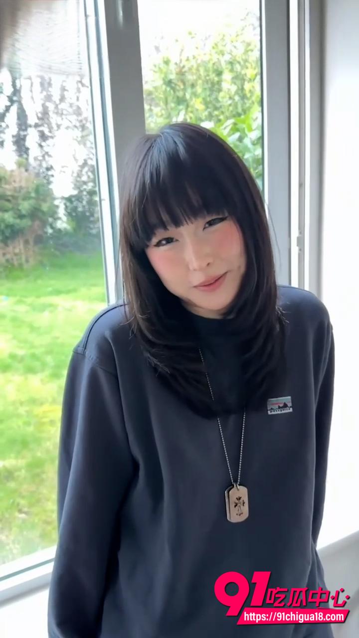推特噗噗最新作品 委屈脸被男友用大屌满足 口交无套骑乘后入猛干骚穴