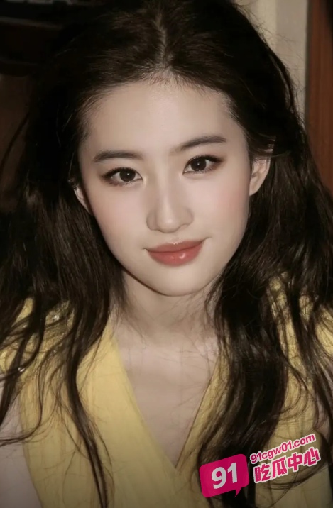 神仙姐姐的堕落！中了媚药的女神刘亦菲 被全身涂抹精油爆干！ 配图